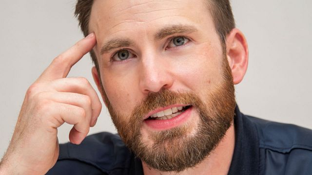 Imagem da notícia Chris Evans alerta que impostores estão usando seu nome para aplicar golpe em fãs 