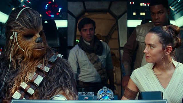 Imagem da notícia Star Wars: Você viu (e ouviu) todas as participações especiais de A Ascensão Skywalker?
