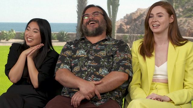 Imagem da notícia Jumanji: Jack Black, Karen Gillan e Awkwafina contam o que já fizeram para se dar bem com o crush na adolescência (Entrevista Exclusiva)