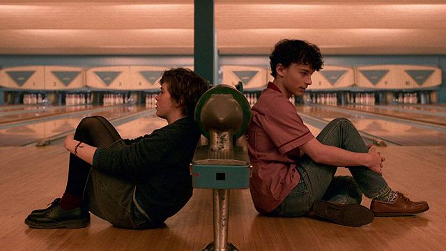 Imagem da notícia I Am Not Okay With This: Saiu trailer da série dos criadores de Stranger Things com Sophia Lillis
