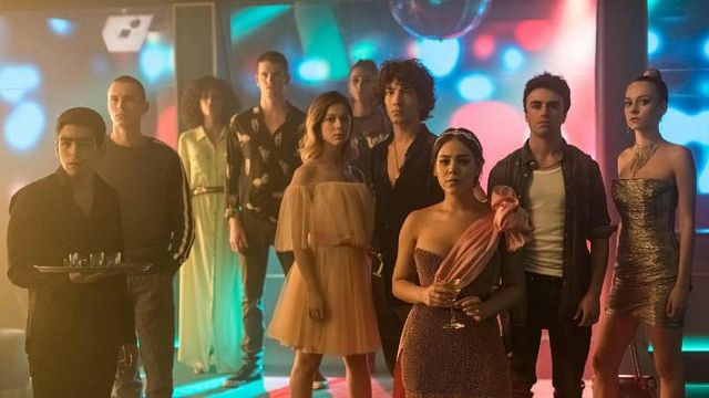 Imagem da notícia Elite: Astro de Glee participa da 3ª temporada