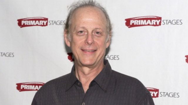 Imagem da notícia Mark Blum, de Crocodilo Dundee e Você, morre em decorrência do Coronavírus