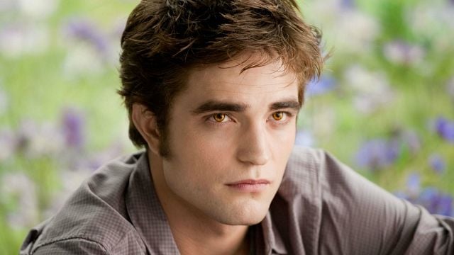 Imagem da notícia Saga Crepúsculo no Telecine: programação especial no aniversário de Robert Pattinson