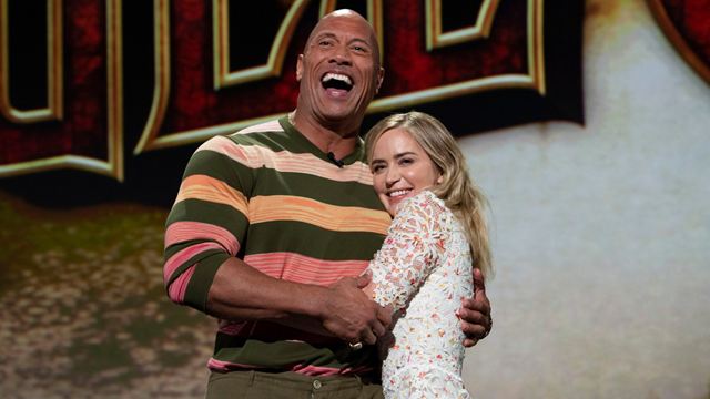 Netflix compra novo filme de The Rock e Emily Blunt 