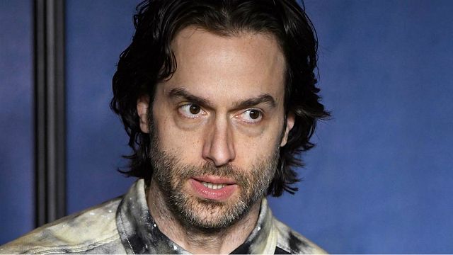 Imagem da notícia Chris D’Elia, ator de Você, rebate acusações de pedofilia 
