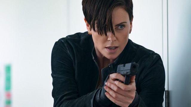 Imagem da notícia The Old Guard: Charlize Theron é imortal em novo trailer do filme da Netflix
