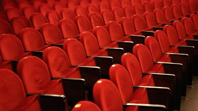 Imagem da notícia Governo de São Paulo antecipa reabertura dos cinemas e teatros
