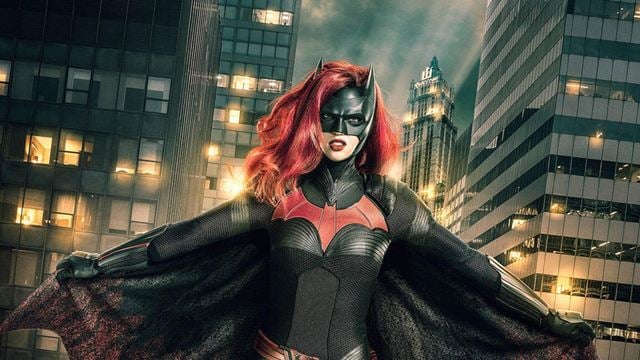 Batwoman: CW escala a nova protagonista da série