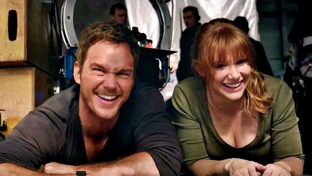 Imagem da notícia Jurassic World 3 ganha novas fotos de bastidores