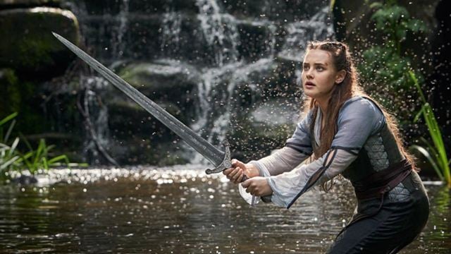 Cursed - A Lenda do Lago: Katherine Langford revela o que faria se tivesse a espada Excalibur (Entrevista Exclusiva)