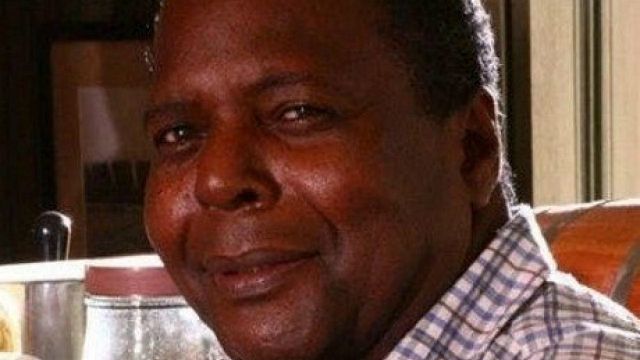 Imagem da notícia Gésio Amadeu morre aos 73 anos, vítima do coronavírus 