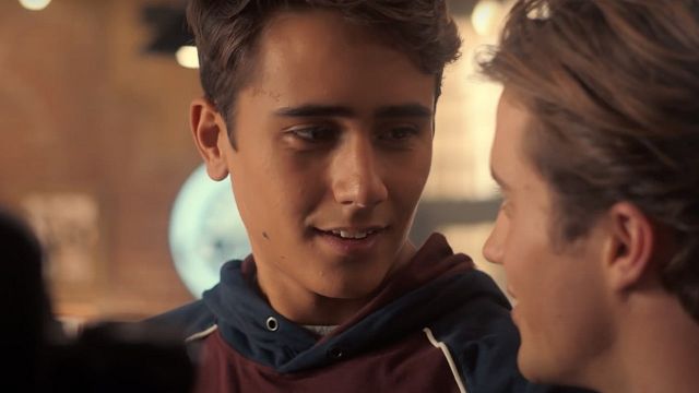 Imagem da notícia Love, Victor: Série derivada de Com Amor, Simon é renovada para 2ª temporada