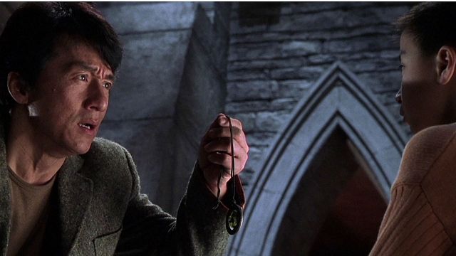 Imagem da notícia Filme O Medalhão com Jackie Chan teve briga séria nos bastidores