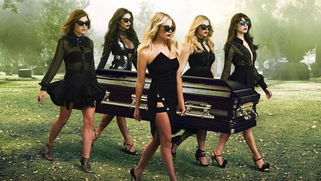 Pretty Little Liars vai ganhar reboot do criador de Riverdale