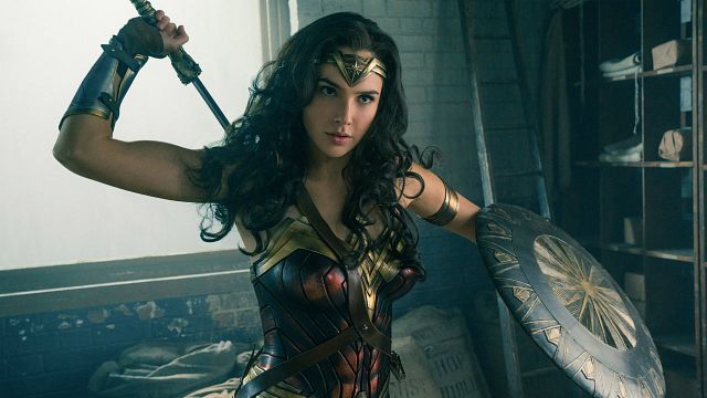 Imagem da notícia Mulher-Maravilha na Tela Quente (05/10): Gal Gadot quase desistiu da carreira antes do filme