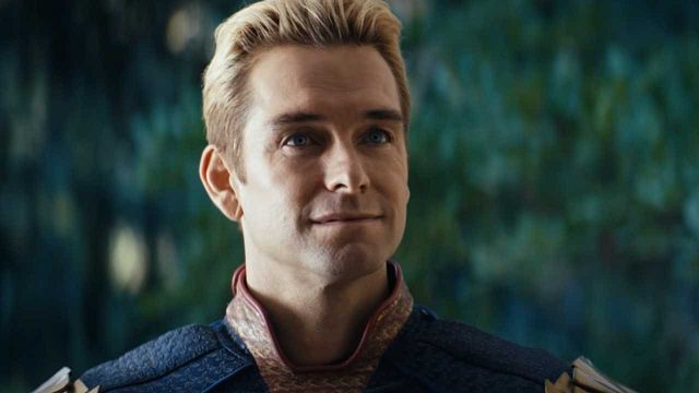 Imagem da notícia The Boys: Homem vestido de Homelander salva vizinho de um incêndio