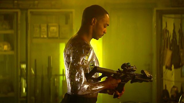 Imagem da notícia Zona de Combate: Netflix divulga trailer completo de filme com Anthony Mackie, o Falcão