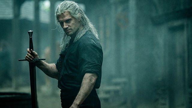 Imagem da notícia The Witcher: Henry Cavill revela que está se recuperando de lesão no set