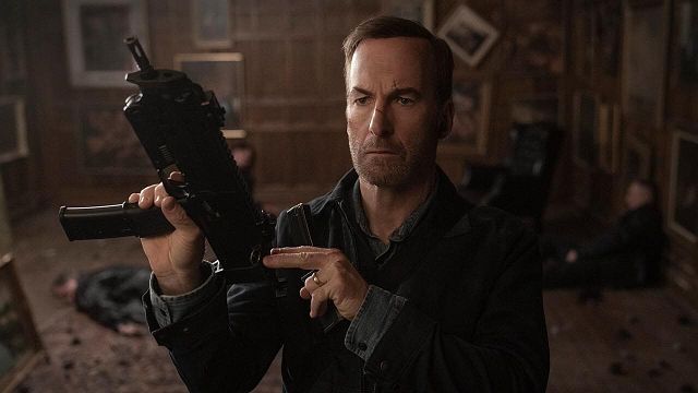 Imagem da notícia Anônimo: Bob Odenkirk cai na pancadaria em novo teaser divulgado durante o Super Bowl 2021