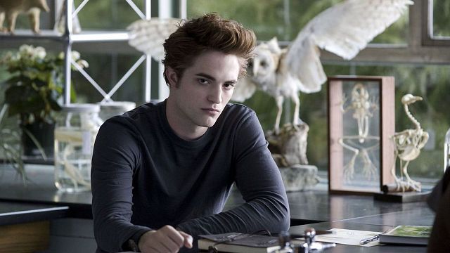 Imagem da notícia Crepúsculo: Robert Pattinson quase perdeu o papel de Edward Cullen por motivo inusitado