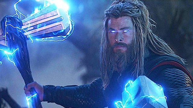 Imagem da notícia Thor - Love and Thunder: Chris Hemsworth aparece com antigo visual do deus do trovão