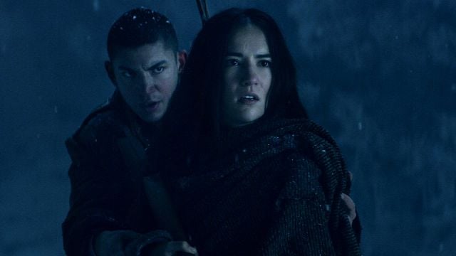 Imagem da notícia Sombra e Ossos: Protagonista critica comparações da série da Netflix com Game of Thrones