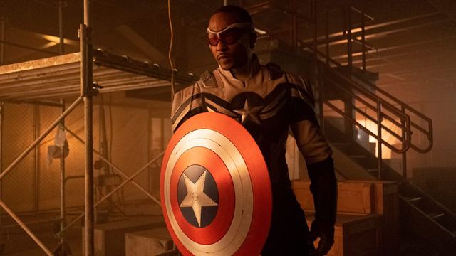 Fã da Marvel cria escudo do Capitão América que funciona na vida real