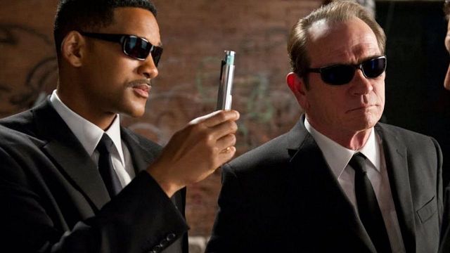 Imagem da notícia Sessão da Tarde de hoje (10/08): MIB - Homens de Preto 3 quase teve participação de ator icônico do cinema; confira