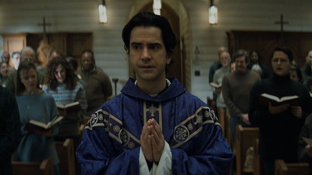 Imagem da notícia Missa da Meia-Noite: Primeiras impressões sobre a minissérie de terror da Netflix