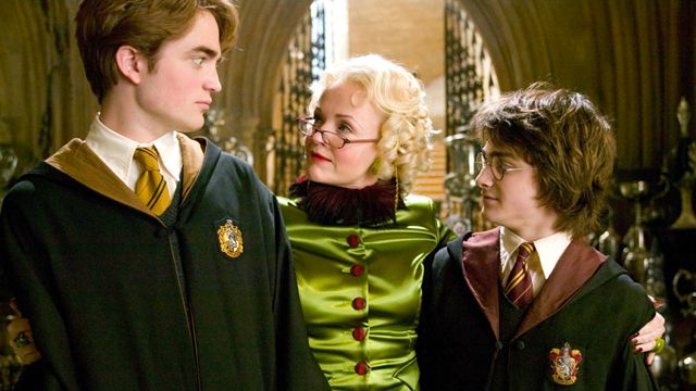 Astro de Harry Potter, Daniel Radcliffe diz ter relação estranha com Robert Pattinson: 'Não nos vemos há anos'
