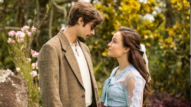 Imagem da notícia Além da Ilusão é a realização dos sonhos de Larissa Manoela na Globo: "Uma novela que quer ser novela" (Entrevista)