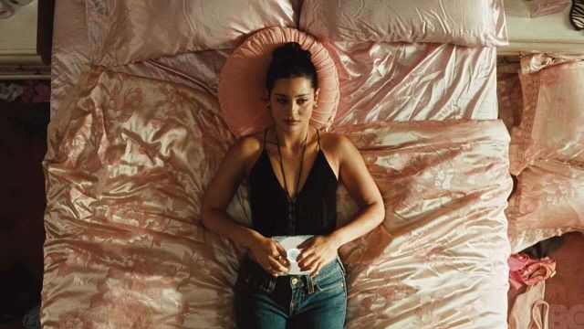 Imagem da notícia Euphoria: Alexa Demie revela roteiro alternativo de episódio da 2ª temporada; Maddy seguiria caminho bem diferente