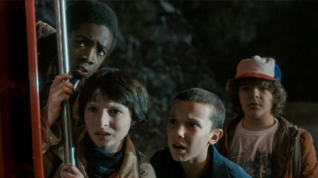 Imagem da notícia Stranger Things: Lembra como eram os atores na 1ª temporada? Compare com suas versões atuais