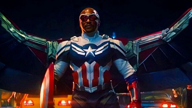 Imagem da notícia Anthony Mackie revela qual ator dos Vingadores ele levaria para uma ilha deserta – e não é o Chris Evans