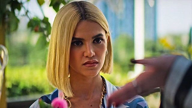 Imagem da notícia Maldivas: Manu Gavassi usou truque para ficar loira na série da Netflix; veja transformação