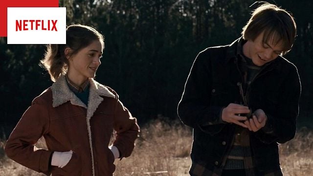 Imagem da notícia Stranger Things: Primeira temporada cortou polêmico momento envolvendo Jonathan e Nancy (e ele poderia ter mudado a história do casal)