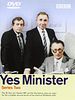 Pôster de Yes, Minister
