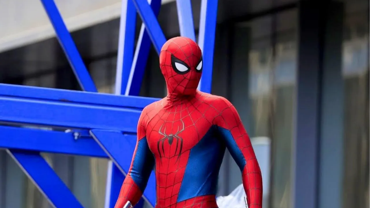 Primeiro vídeo oficial do Homem-Aranha 4 mostra Tom Holland em ação — e ...