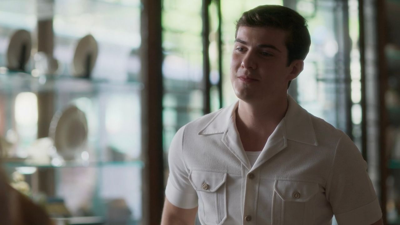 Raimundo proíbe o namoro de Edu e Celeste