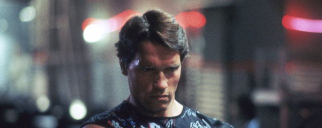 Cena de O Exterminador do Futuro, de James Cameron