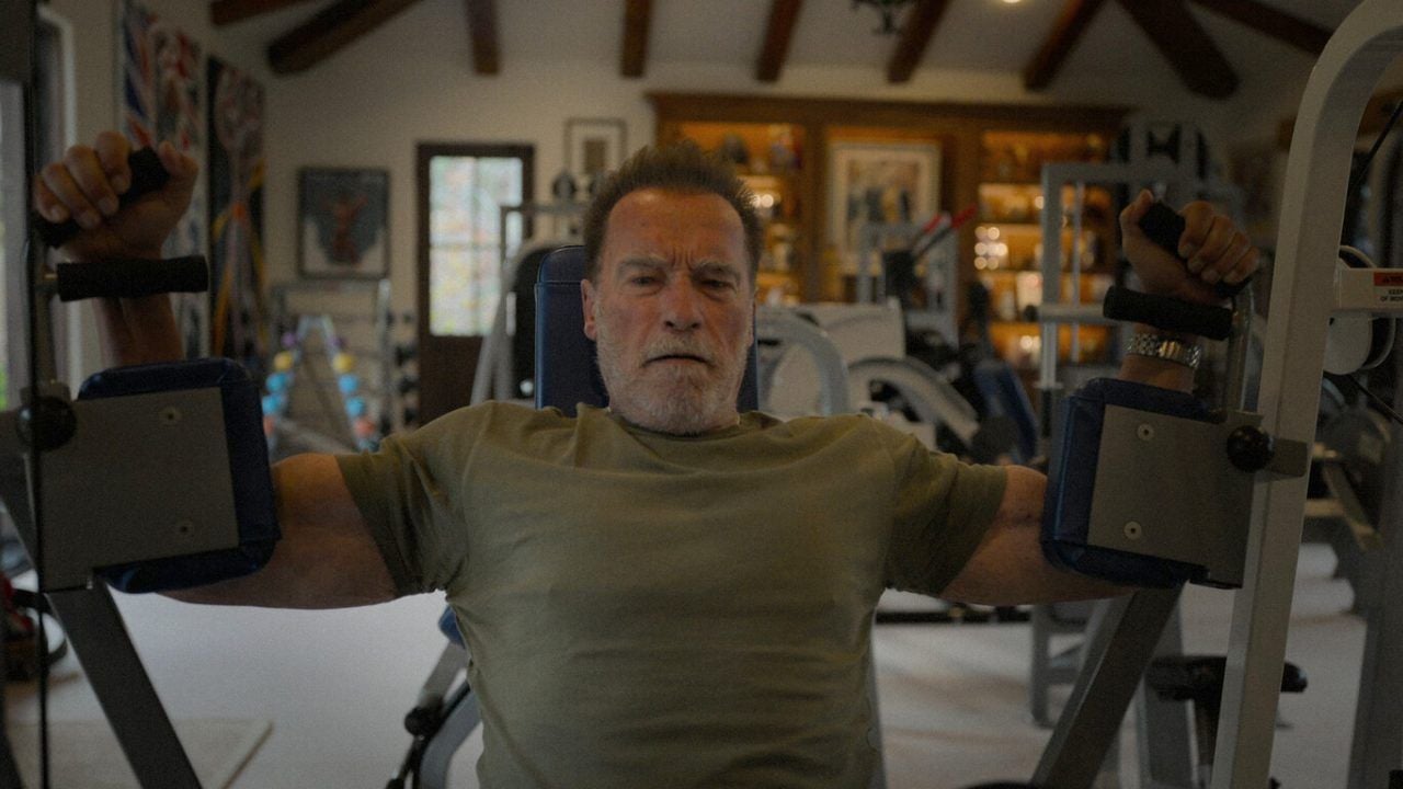 Schwarzenegger em cena da série documental, Arnold (2023)