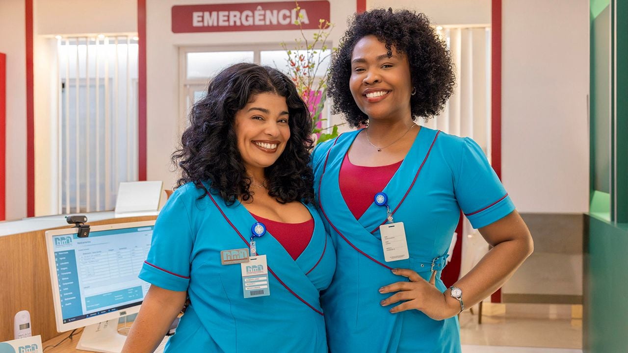 Kátia (Dani Fontan) e Nelma (Ariane Souza).