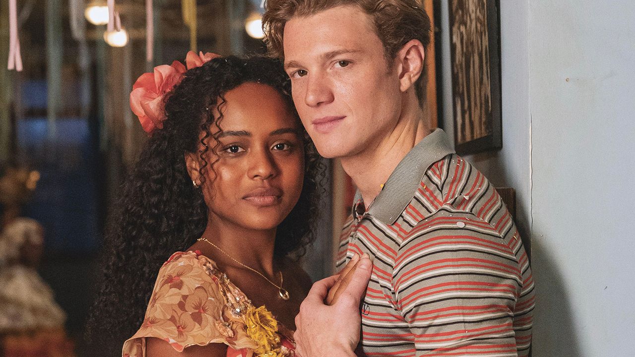 Beatriz (Duda Santos) e Beto (Pedro Novaes)