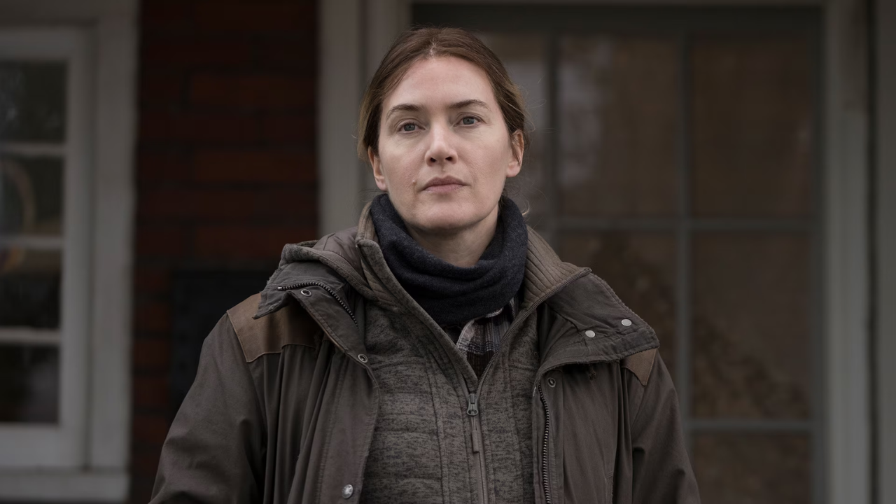 Kate Winslet em cena de Mare of Easttown.