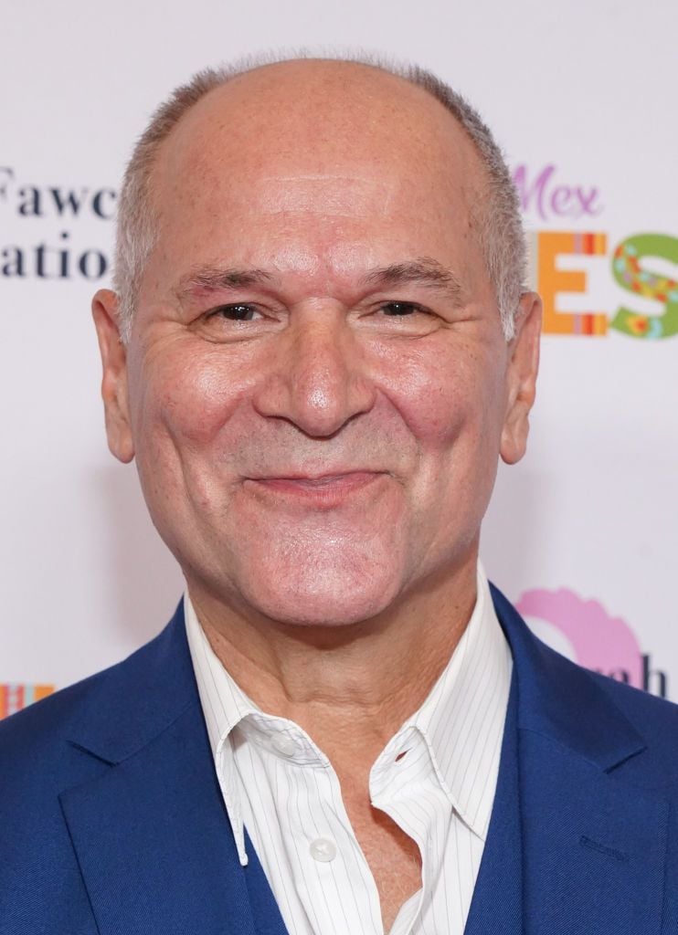 john kapelos net worth - Ilustrasi 2