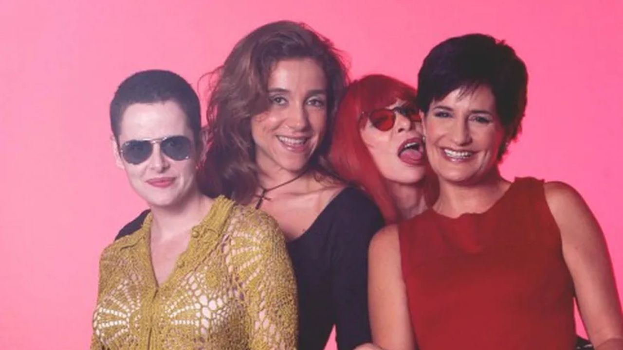 Rita Lee na primeira formação do Saia Justa