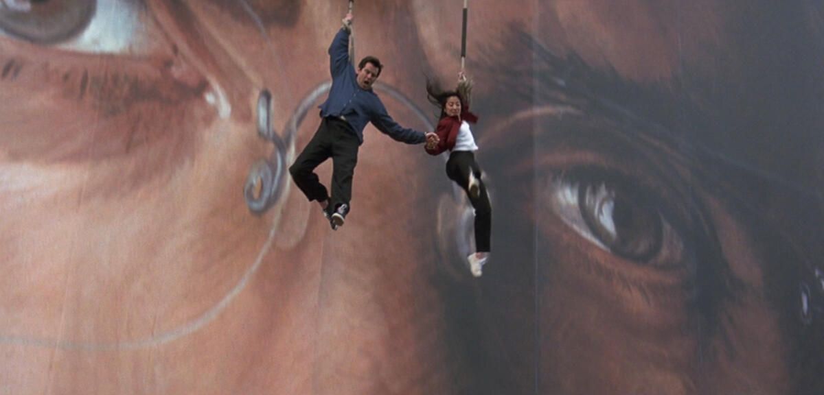 007 - O Amanhã Nunca Morre