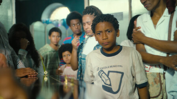  Douglas (Samuel Silva) em Os Quatro da Candelária.