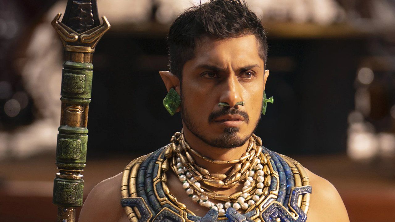 Huerta sob o manto de Namor.