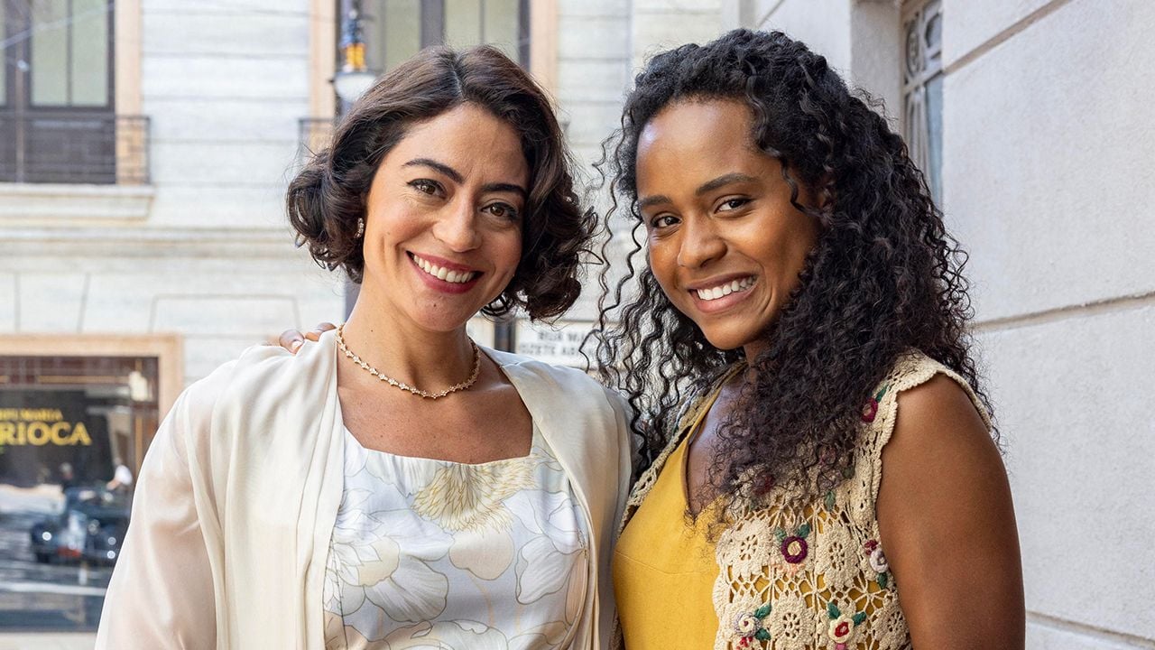 Clarice (Carol Castro) e Beatriz (Duda Santos)